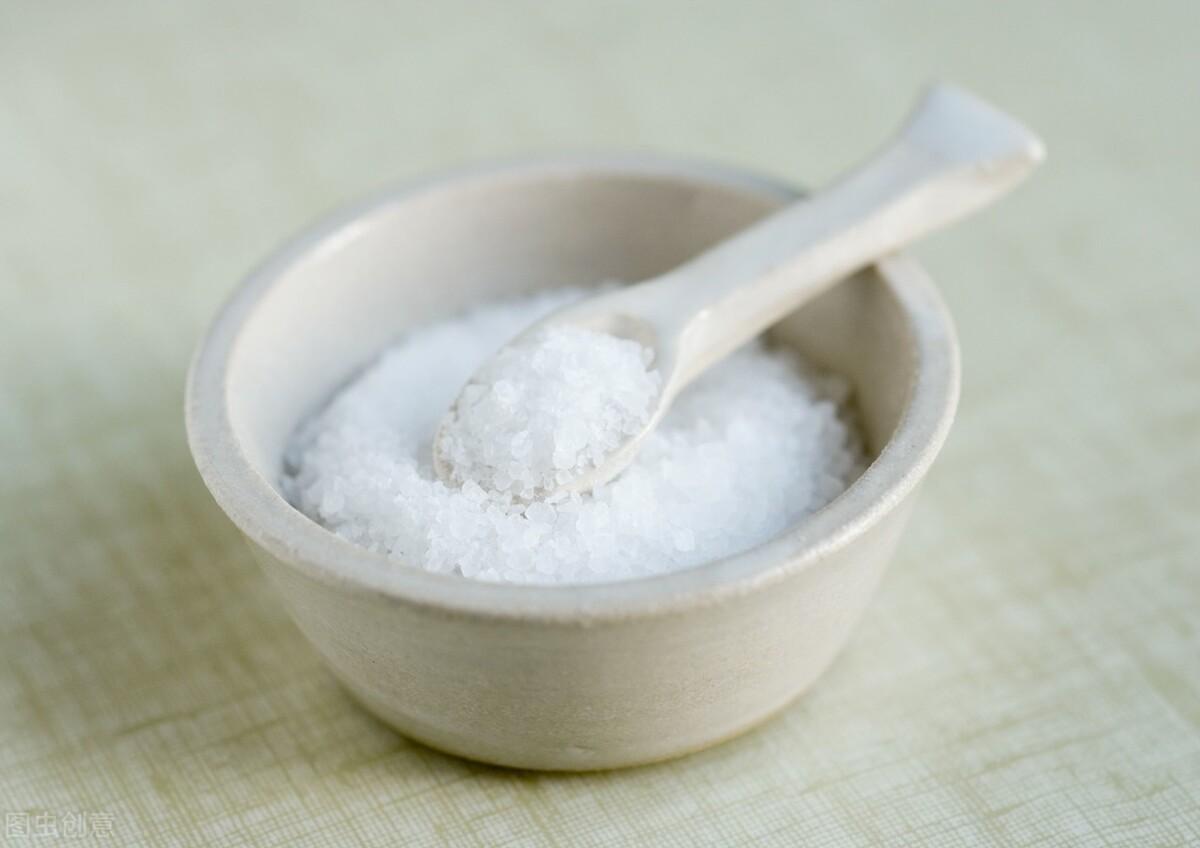 硒元素的作用是什么？吃哪些食物能补充？