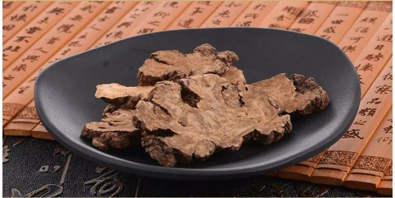 补硒元素能治疗白发吗
