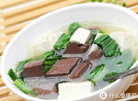 补充钙铁锌，你可能白花了钱还伤害了孩子身体，附最佳食补方案