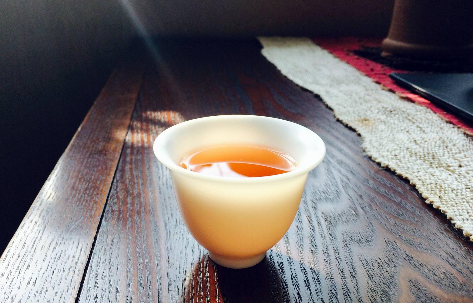 富硒野茶诗句