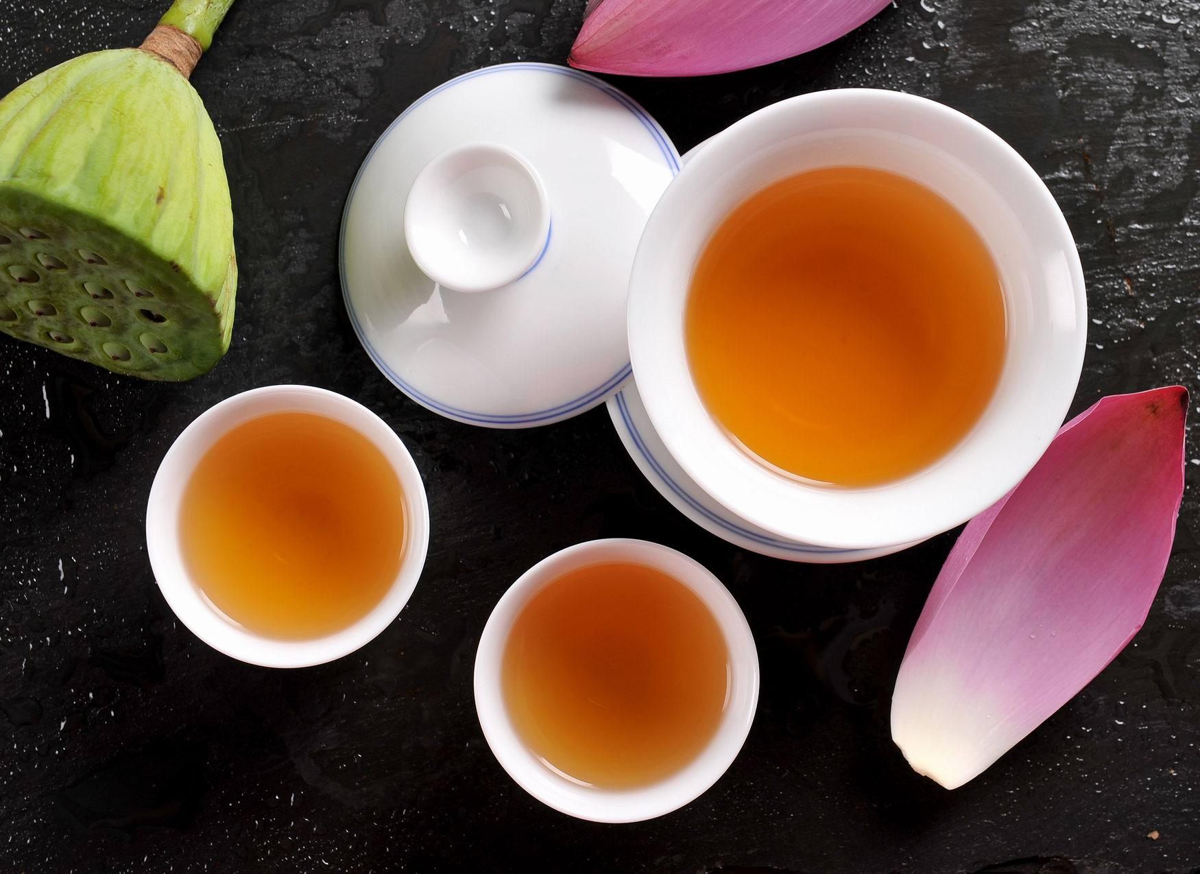 富硒野茶诗句