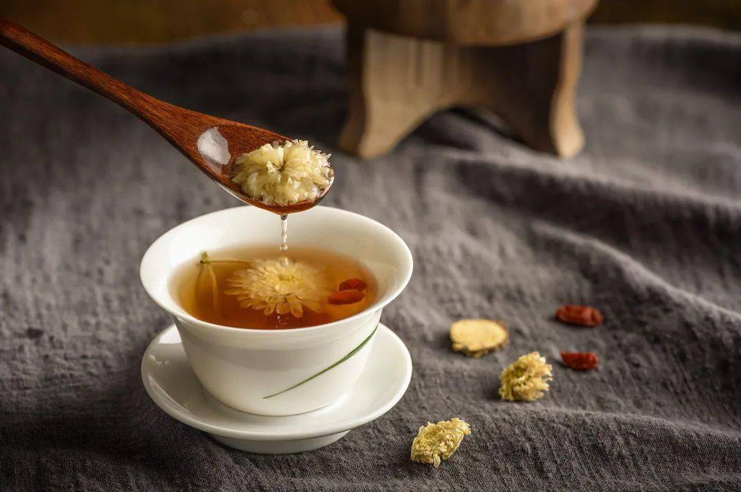 青龙春富硒茶