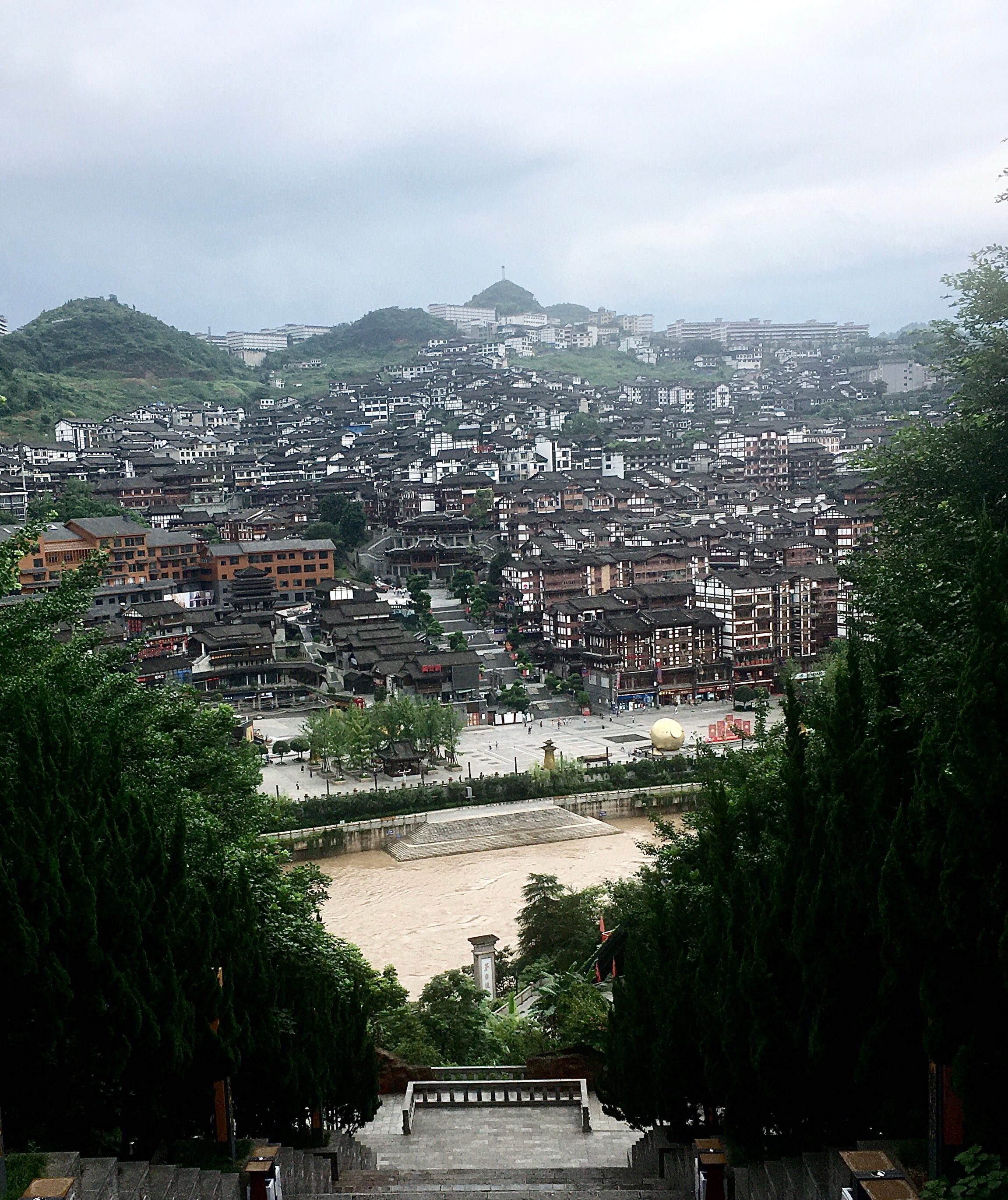 富硒茶香排骨