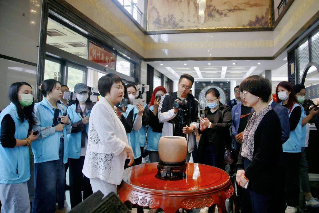 平利富硒黑茶
