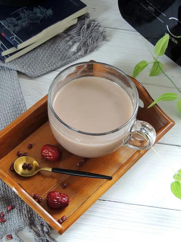 黑芝麻补铁吗