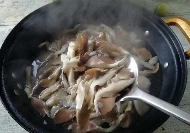 含硒的蔬菜，含硒最高的食物排行榜一览表（建议中老年：宁可少吃肉）
