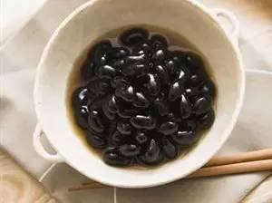 红豆补铁吗