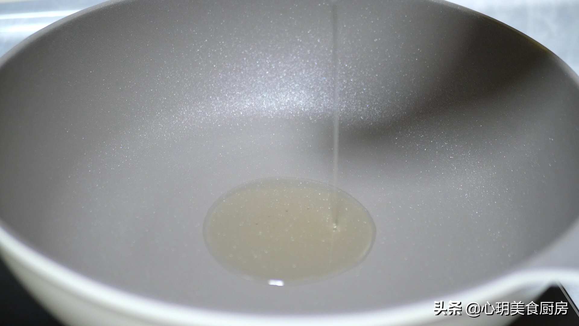 用铁锅做饭可以补铁吗
