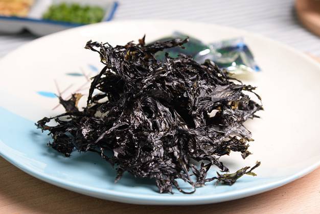 紫菜补铁吗