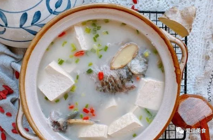 鲫鱼豆腐汤补钙吗