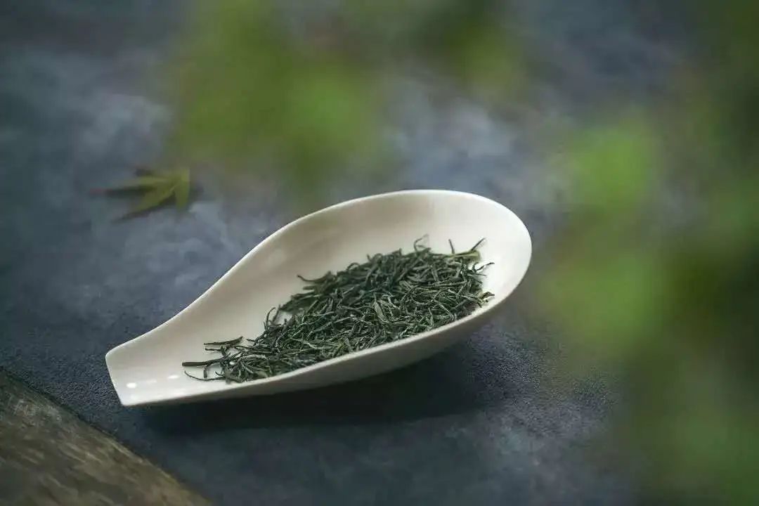 富硒茶冲泡颜色
