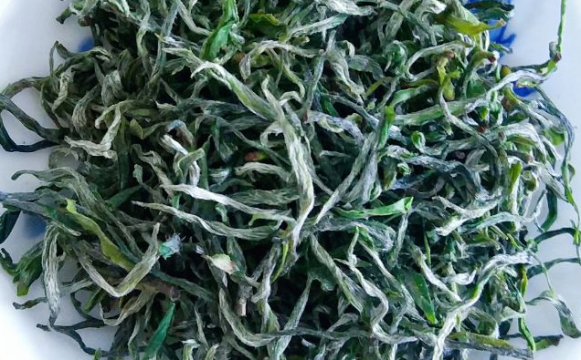 霄坑绿茶干燥成品