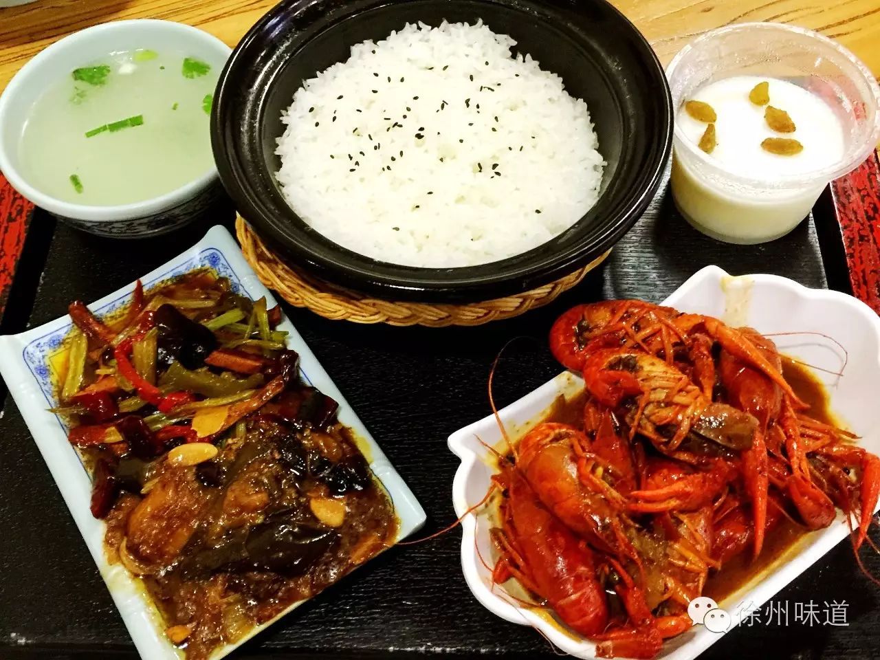 富硒大米煲仔饭