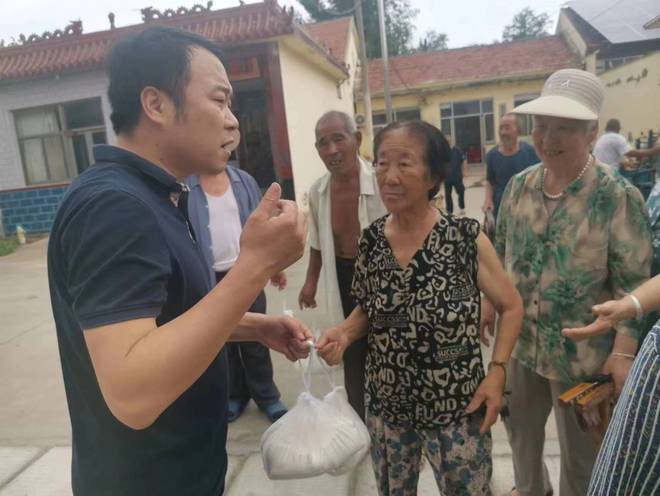 富硒石磨面粉厂