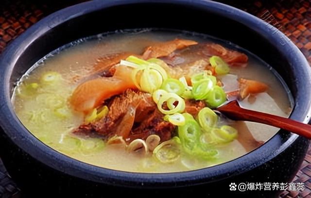 高尿酸补哪种硒