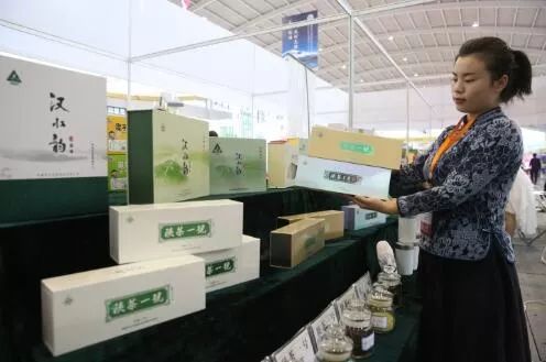 富硒茶推介词范文