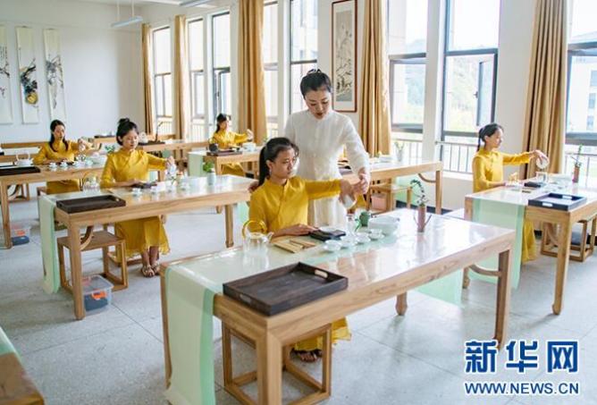 恩施富硒贡茶视频