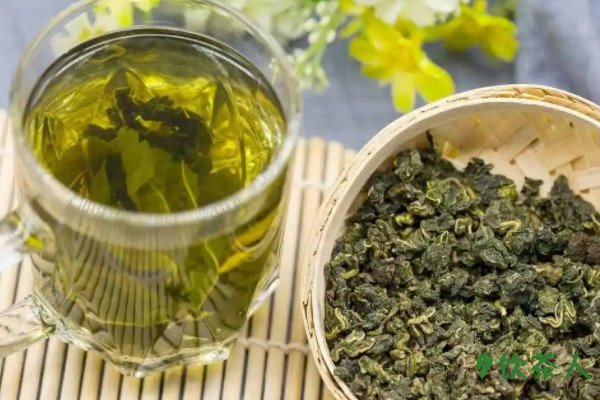 桑叶茶的功效与作用及禁忌，桑叶茶的七大功效(四类人群慎饮)