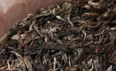 白茶与普洱哪款对降低血压更有效？