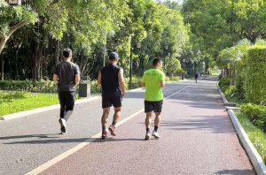 为什么做菜少放油了血脂还是高？听听医生怎么说