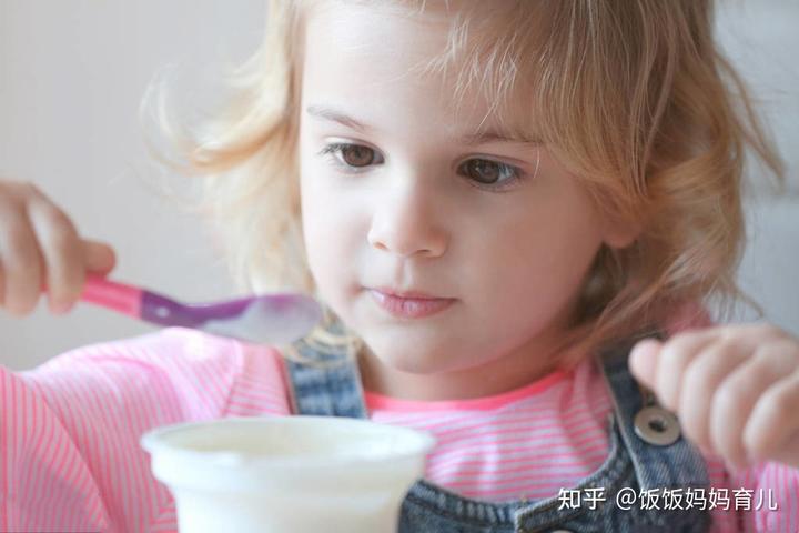 小孩补钙什么时间段最好