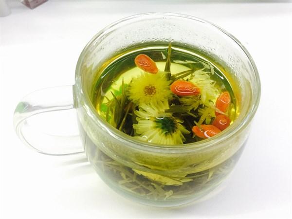 上火能喝锌硒宝吗