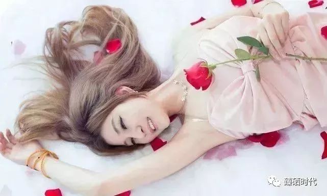 例假来了可以补硒吗