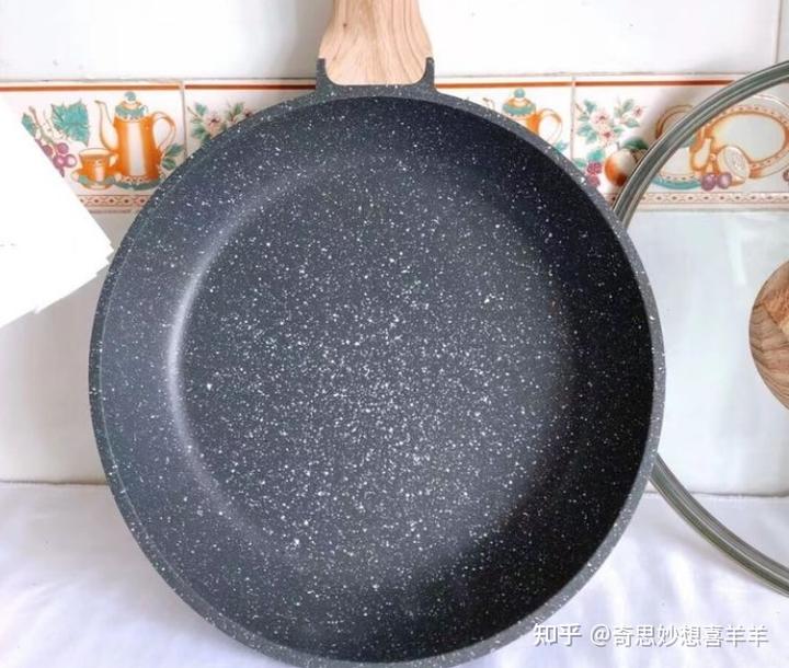 铁锅补铁吗