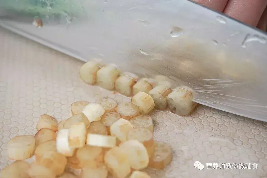 黑木耳补铁吗