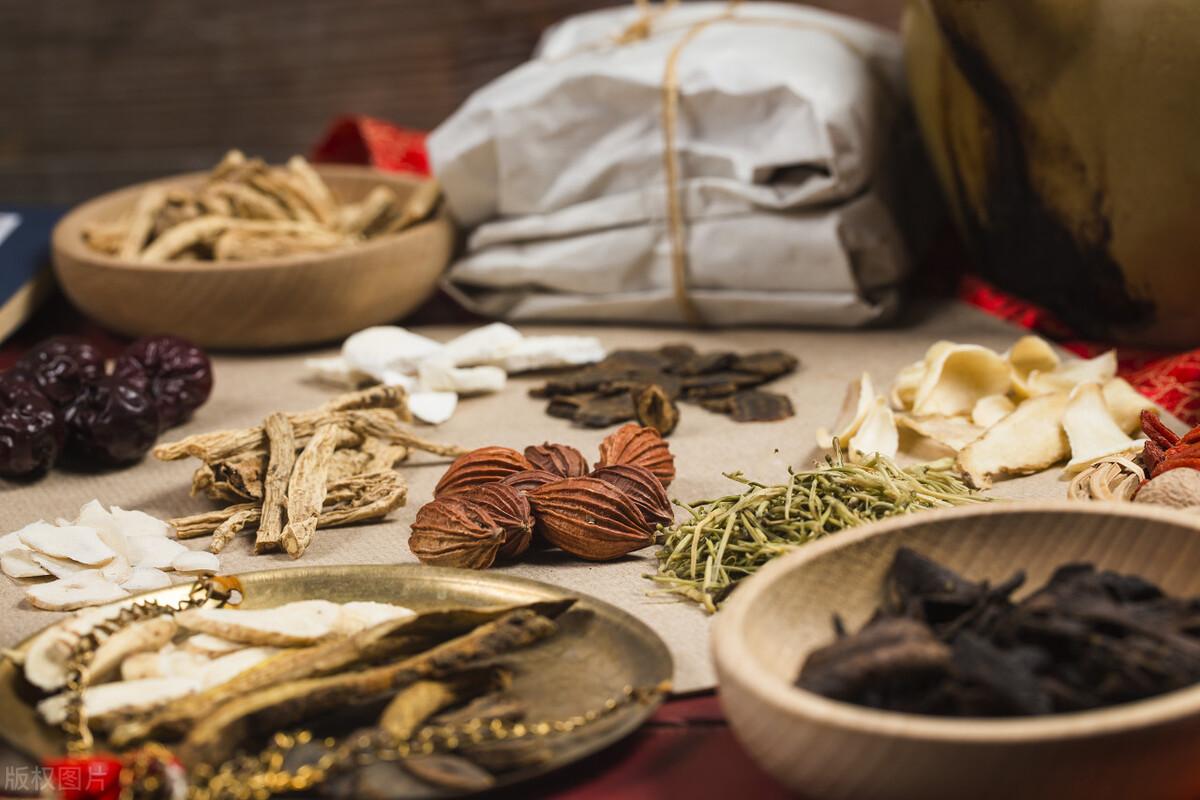 复发性口腔溃疡补硒