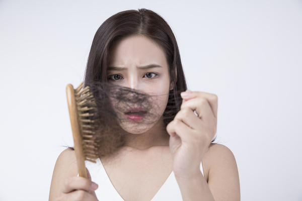 掉头发要补硒吗女生