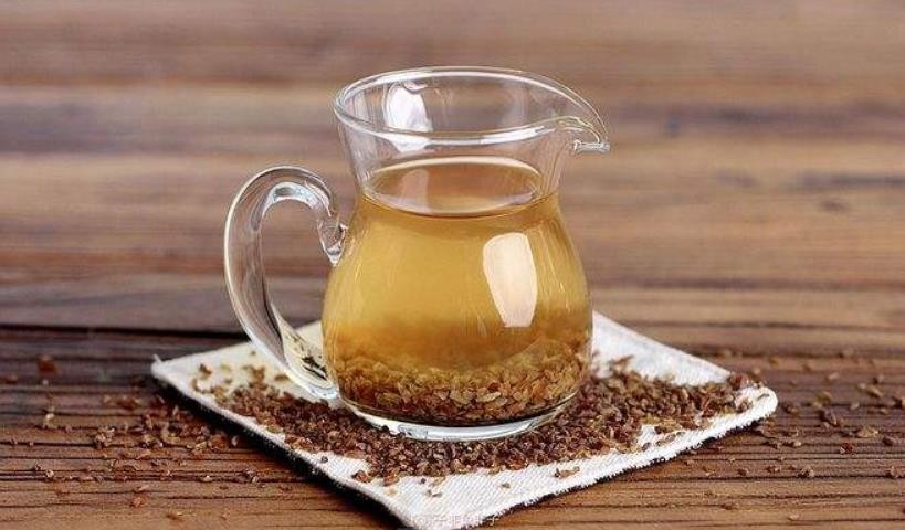 虚寒者喝富硒荞子茶