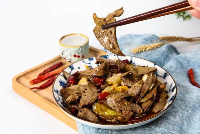 吃什么最补铁