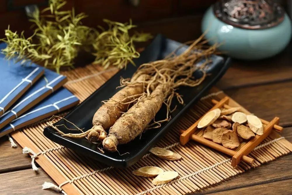 孩子有白头发是缺少什么微量元素