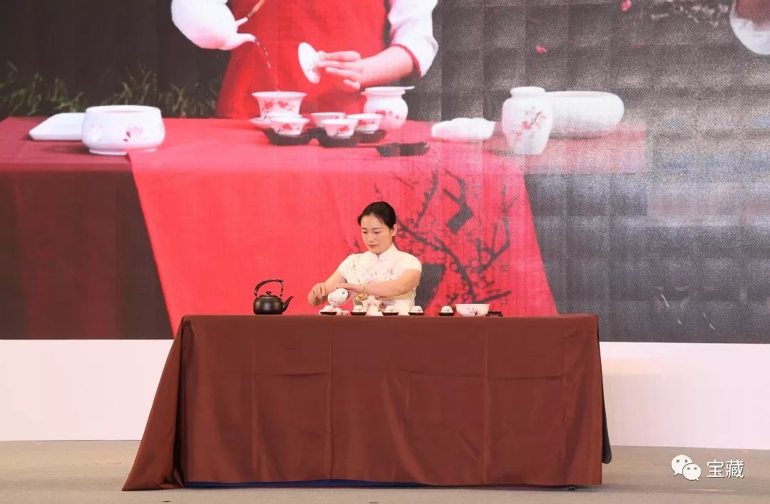 富硒藤茶和啥茶搭配好