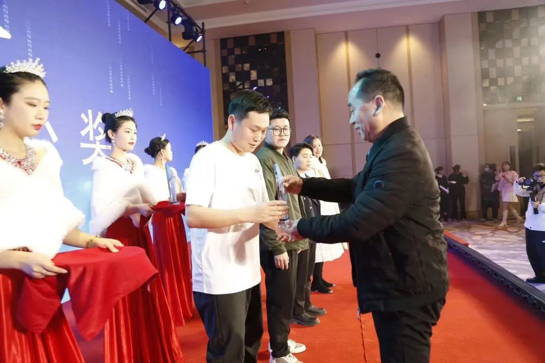 紫阳富硒茶优秀企业家