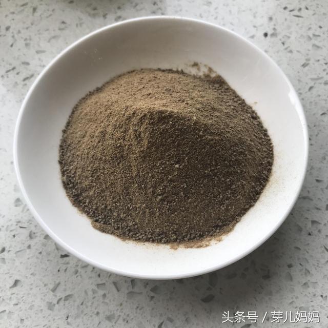 在家自制11种宝宝辅食详细教程—虾皮粉、猪肝粉、银鱼粉……