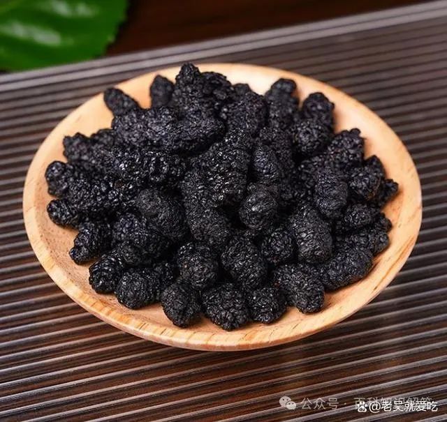干桑葚泡水喝能不能补硒