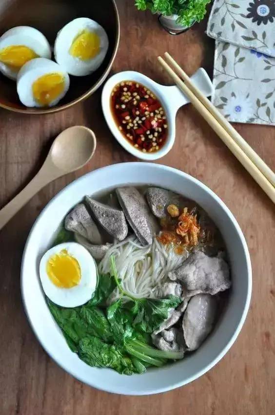 干桑葚泡水喝能不能补硒