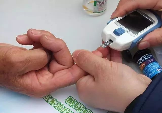 补硒会引起四肢发麻吗吗