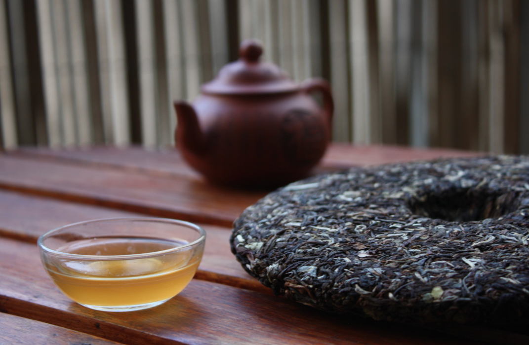 富硒茶泡出来的白毫银针
