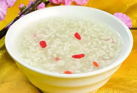 富硒茶和酒可以一起喝吗