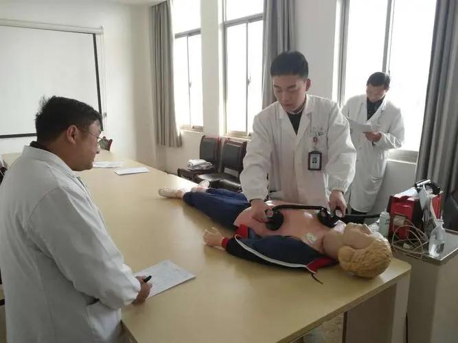 慢性肾病能不能吃锌硒宝