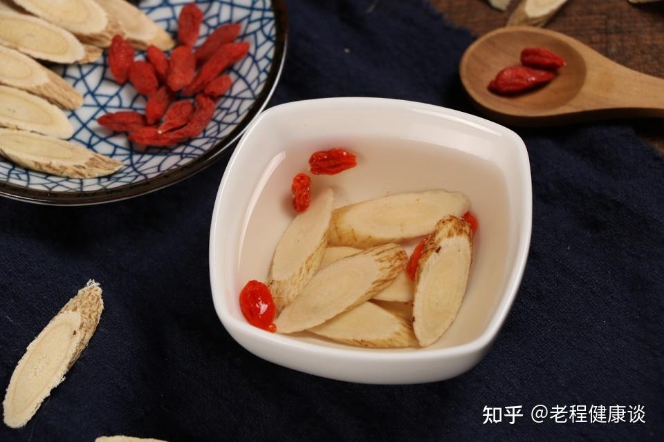 黄芪泡水补硒
