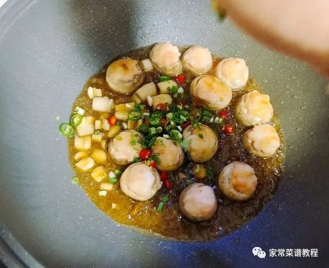 吃螃蟹能补硒