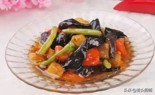 补硒做什么菜(肉沫炒油麦菜番茄香菜肉沫土豆炖白菜番茄土豆烧茄子)-硒宝网