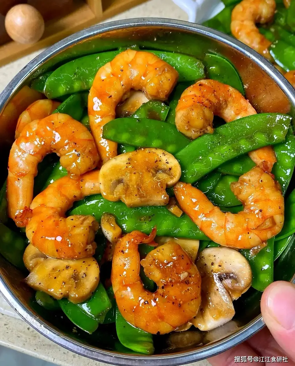 补硒做什么菜(鲜菇蒸鸡补硒食谱)-硒宝网