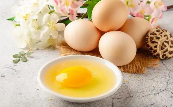 鸡蛋能补硒吗
